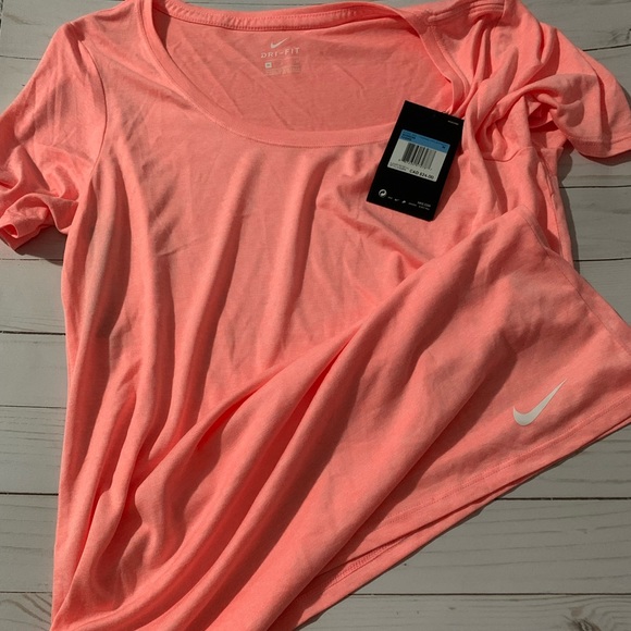 Nike Tops - Nike dri fit t shirt